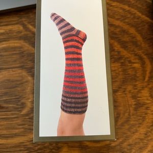 Uneek Sock Kit from Urth Yarns — NWT